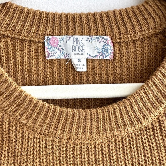 Pink Rose Gold Cable Knit Sweater, Crewneck Sweater, Size Medium - Picture 12 of 16